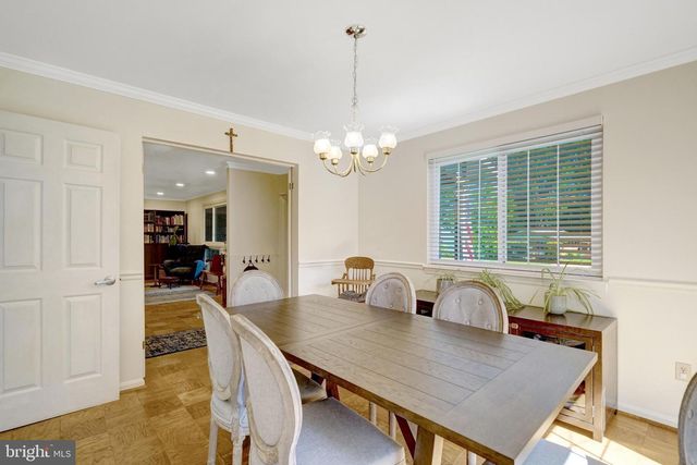 8527 PARLIAMENT DR, Springfield, VA 22151