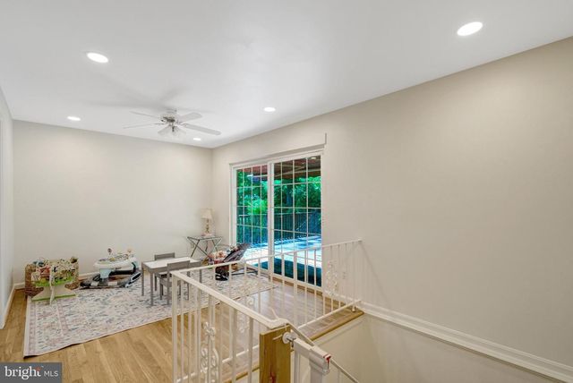 8527 PARLIAMENT DR, Springfield, VA 22151