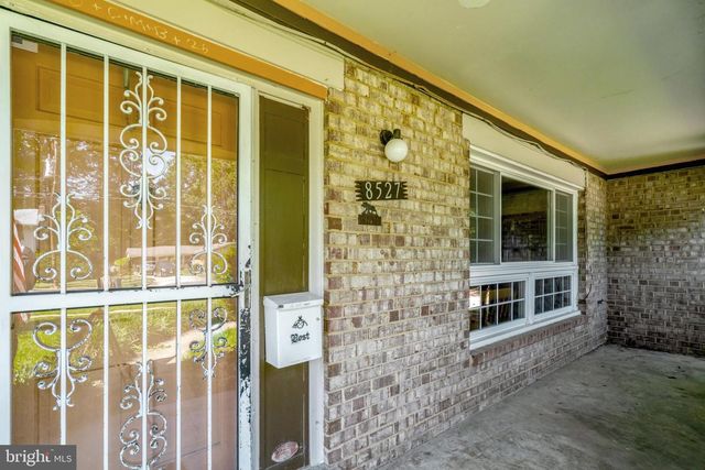 8527 PARLIAMENT DR, Springfield, VA 22151
