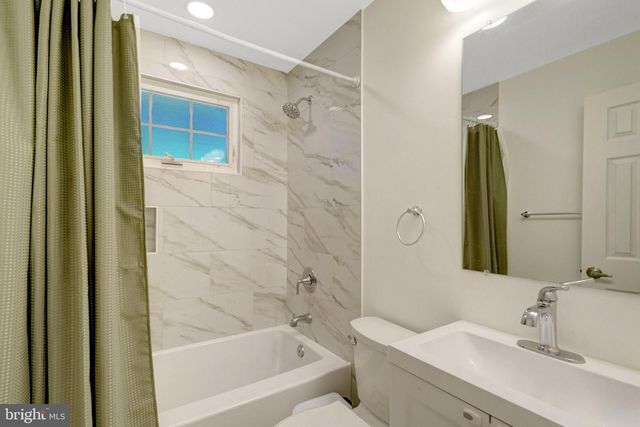 8527 PARLIAMENT DR, Springfield, VA 22151