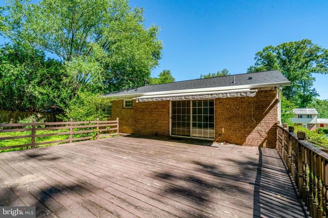 8527 PARLIAMENT DR, Springfield, VA 22151