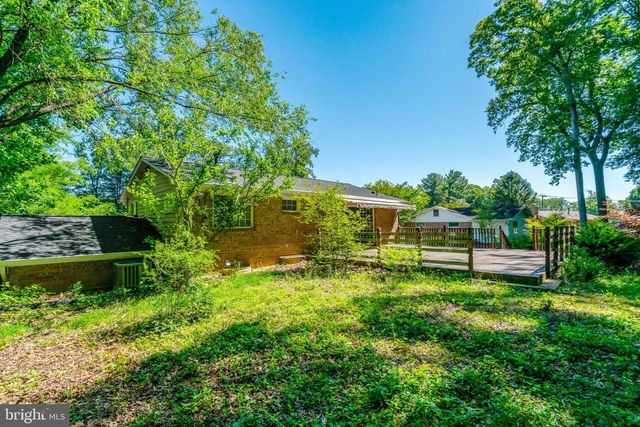 8527 PARLIAMENT DR, Springfield, VA 22151