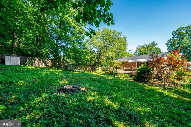 8527 PARLIAMENT DR, Springfield, VA 22151