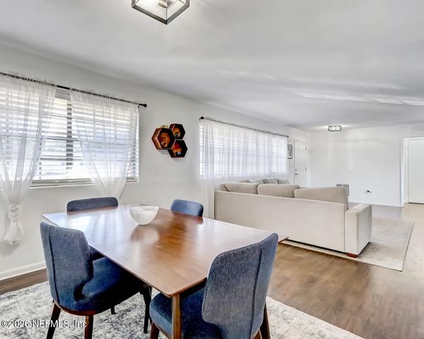 6669 MARBLOW Drive, Jacksonville, FL 32277