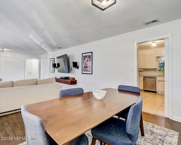 6669 MARBLOW Drive, Jacksonville, FL 32277