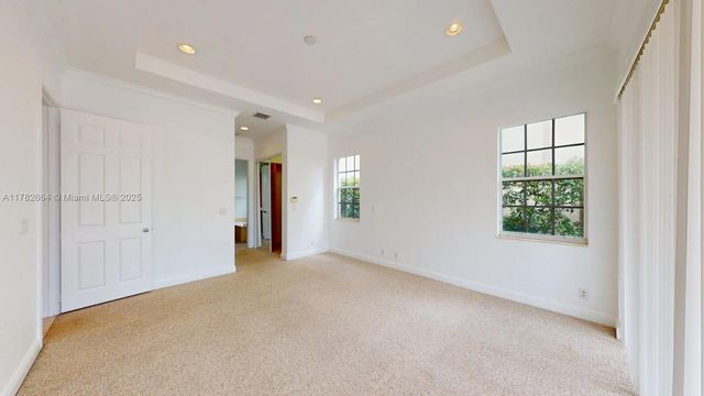 4713 Village Way, Davie, FL 33314