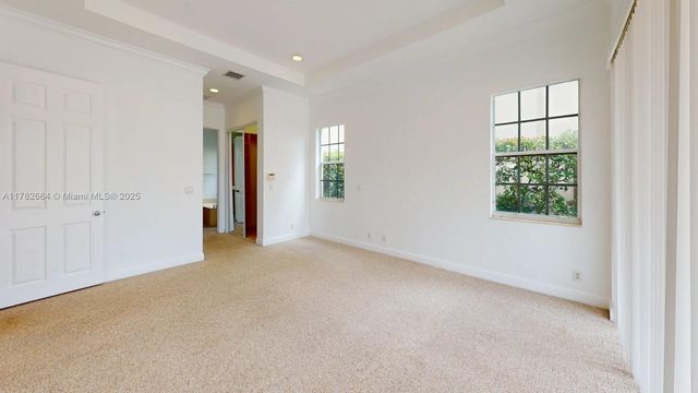 4713 Village Way, Davie, FL 33314