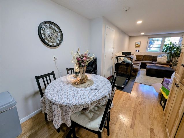 89 Pleasant St C1, Medfield, MA 02052