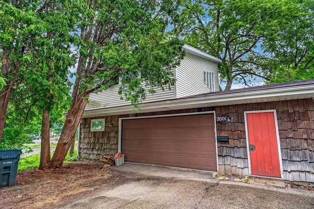 2001 Rae Lane, Madison, WI 53711