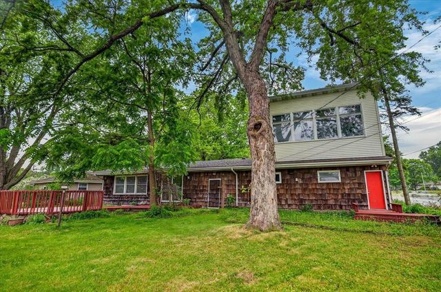 2001 Rae Lane, Madison, WI 53711