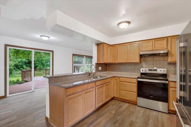 2001 Rae Lane, Madison, WI 53711