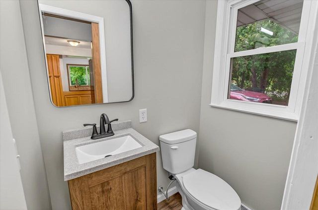 2001 Rae Lane, Madison, WI 53711