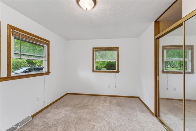 2001 Rae Lane, Madison, WI 53711