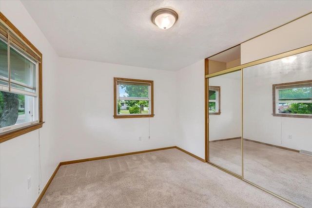 2001 Rae Lane, Madison, WI 53711