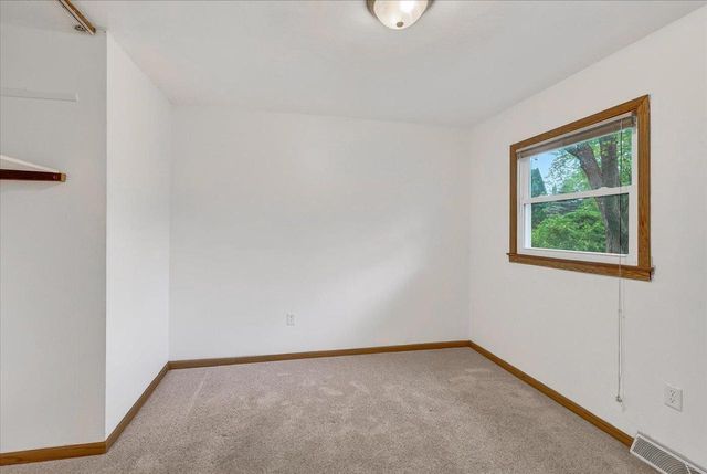 2001 Rae Lane, Madison, WI 53711