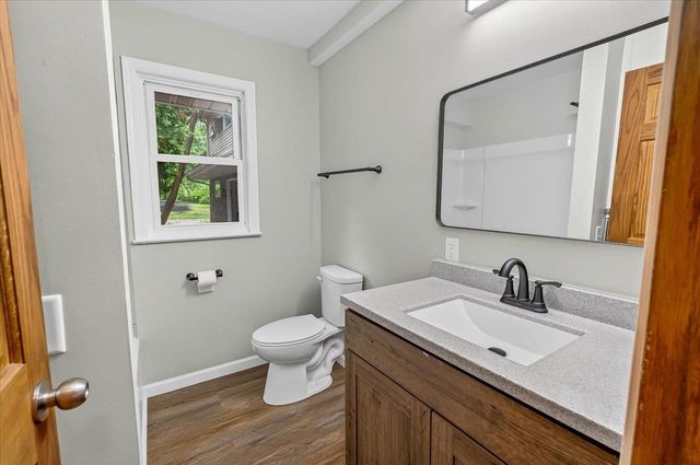 2001 Rae Lane, Madison, WI 53711