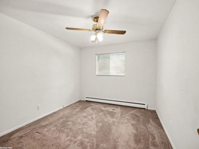 371 Colonial Lane, Algonac, MI 48001
