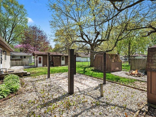 371 Colonial Lane, Algonac, MI 48001