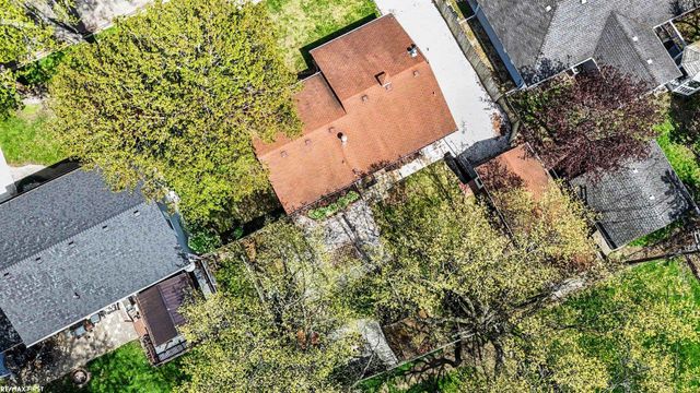 371 Colonial Lane, Algonac, MI 48001