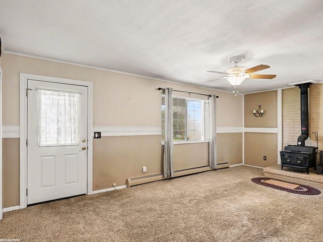 371 Colonial Lane, Algonac, MI 48001