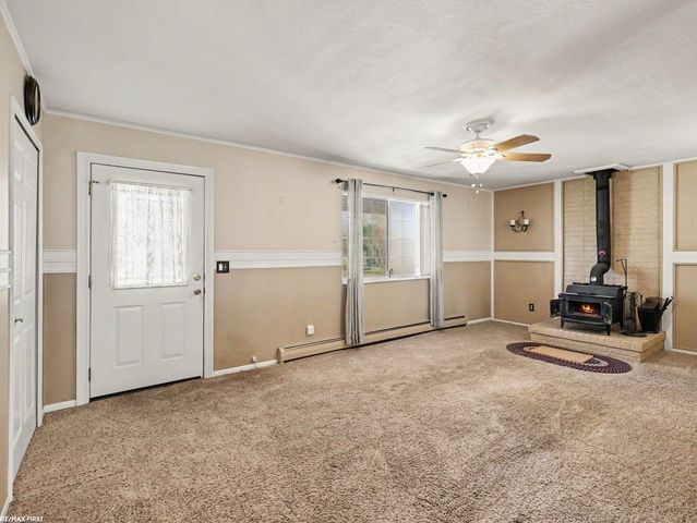 371 Colonial Lane, Algonac, MI 48001