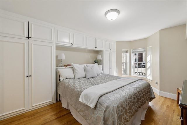 578 E Broadway 1, Boston, MA 02127
