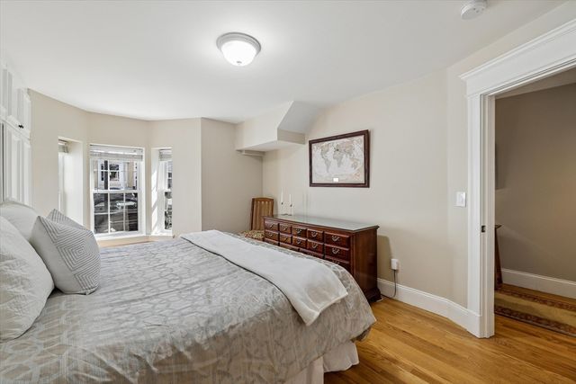 578 E Broadway 1, Boston, MA 02127