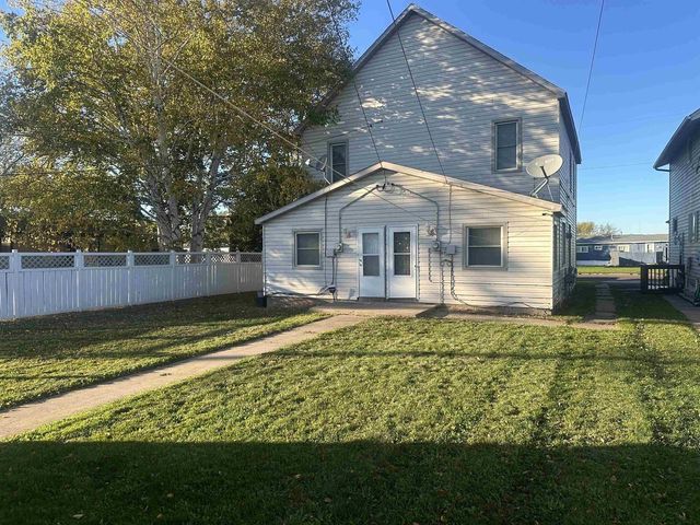 3512 Belknap St, Superior, WI 54880