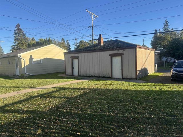 3512 Belknap St, Superior, WI 54880