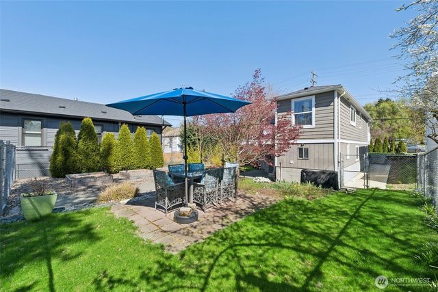 4409 26th Avenue SW, Seattle, WA 98106