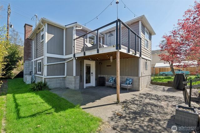 4409 26th Avenue SW, Seattle, WA 98106