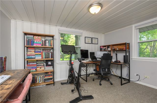 151 Shiawassee Avenue, Fairlawn, OH 44333