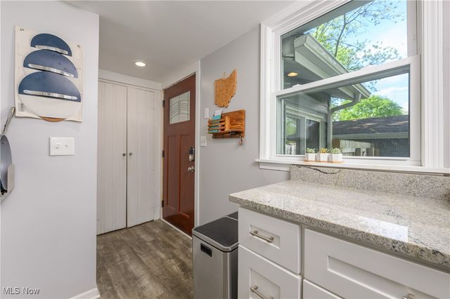 151 Shiawassee Avenue, Fairlawn, OH 44333