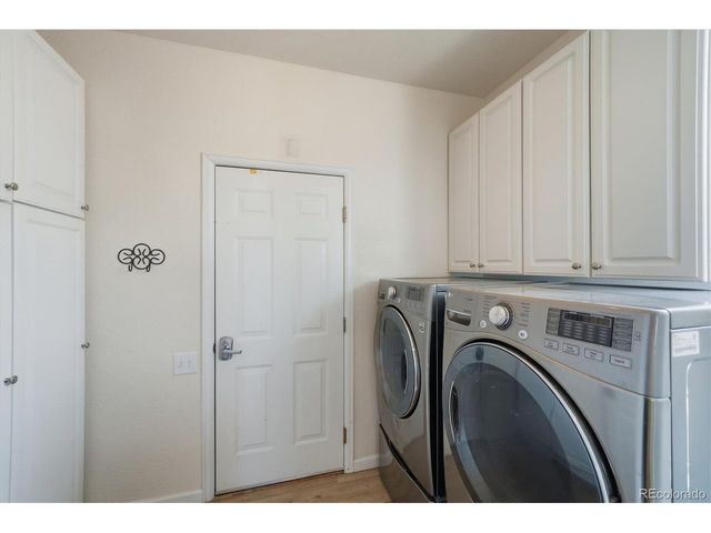 379 Shoreham Cir, Castle Pines, CO 80108