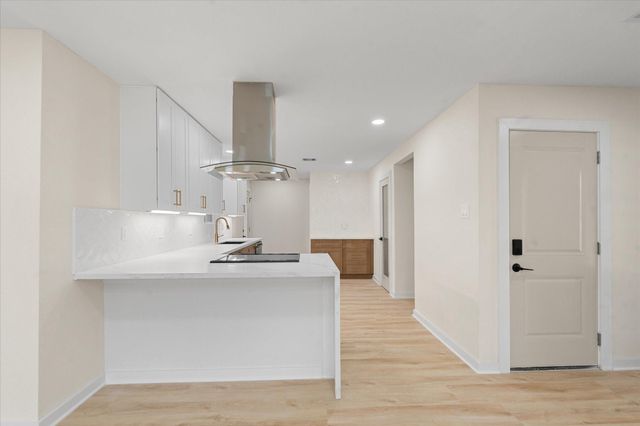 9627 Vilven Lane, Houston, TX 77080