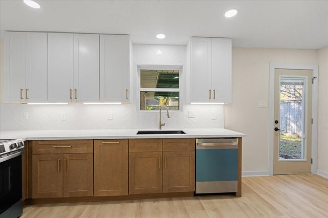 9627 Vilven Lane, Houston, TX 77080