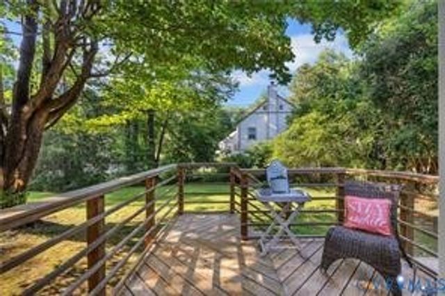8912 Michaux Ln, Henrico, VA 23229
