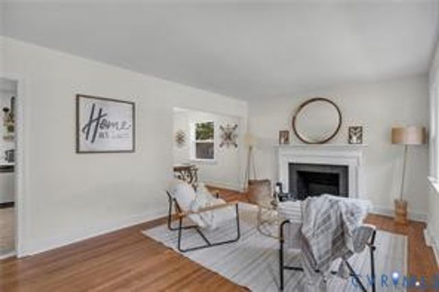 8912 Michaux Ln, Henrico, VA 23229