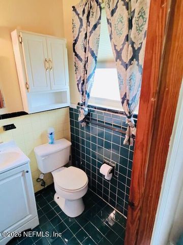 4626 BURGUNDY Road N, Jacksonville, FL 32210