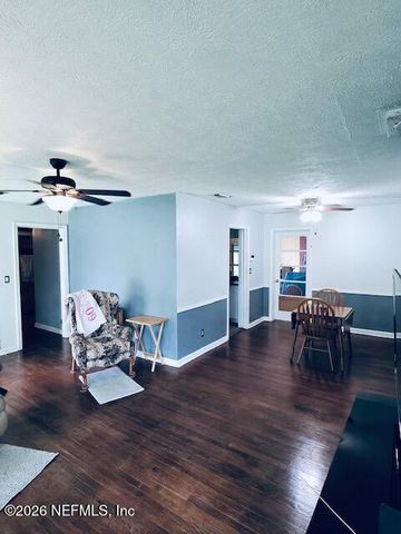 4626 BURGUNDY Road N, Jacksonville, FL 32210
