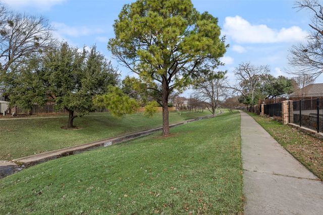 3302 Scarborough Lane Court, Colleyville, TX 76034