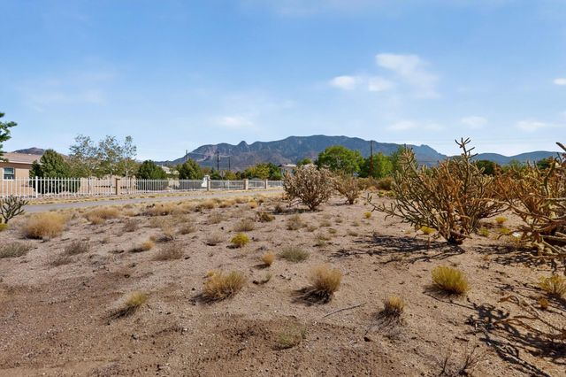11100 Florence Avenue NE, Albuquerque, NM 87122