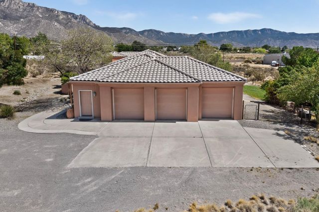 11100 Florence Avenue NE, Albuquerque, NM 87122