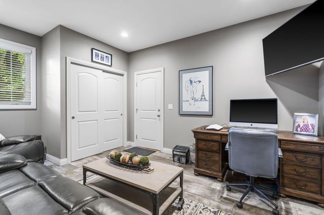 4815 S Landon Court, Springfield, MO 65810