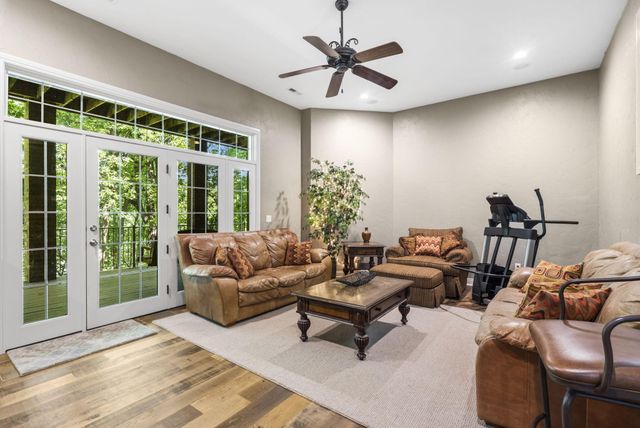 4815 S Landon Court, Springfield, MO 65810