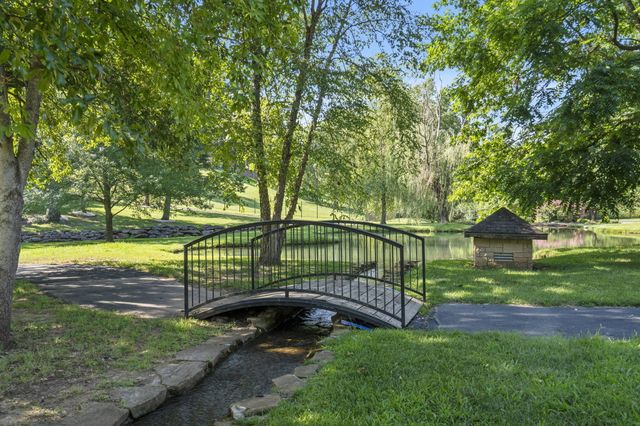 4815 S Landon Court, Springfield, MO 65810