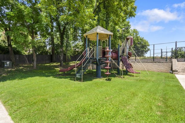 4815 S Landon Court, Springfield, MO 65810