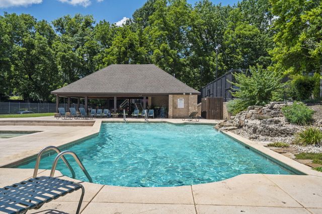 4815 S Landon Court, Springfield, MO 65810