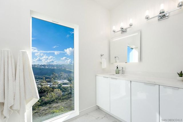 7901 Avenida Kirjah APN: 346-820-02-00, La Jolla, CA 92037