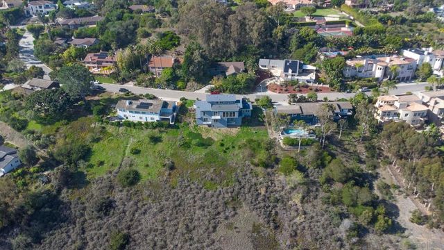 7901 Avenida Kirjah APN: 346-820-02-00, La Jolla, CA 92037